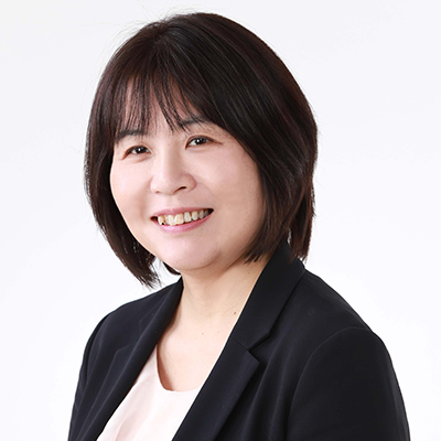 相原 知栄子 氏